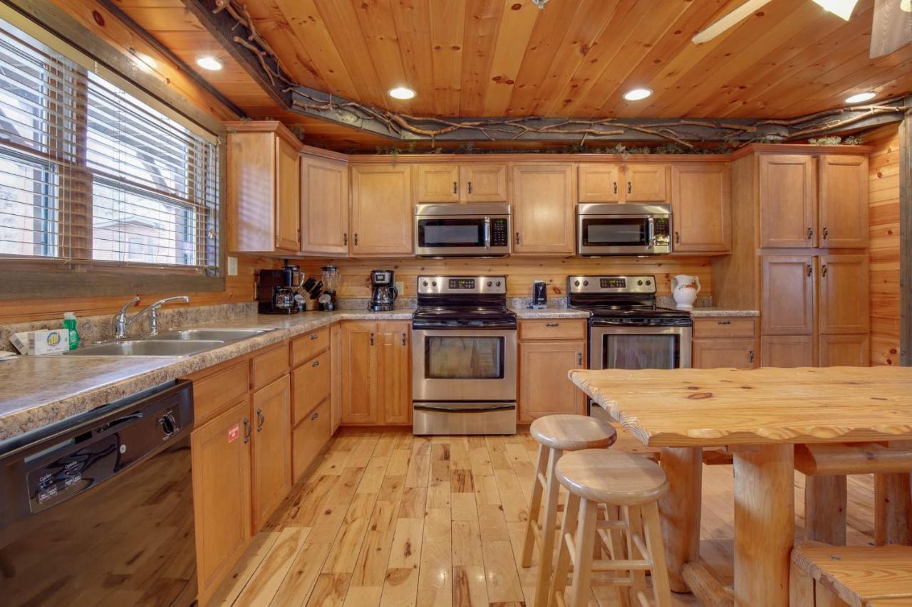 Pine Tree Lodge Gatlinburg Exterior photo