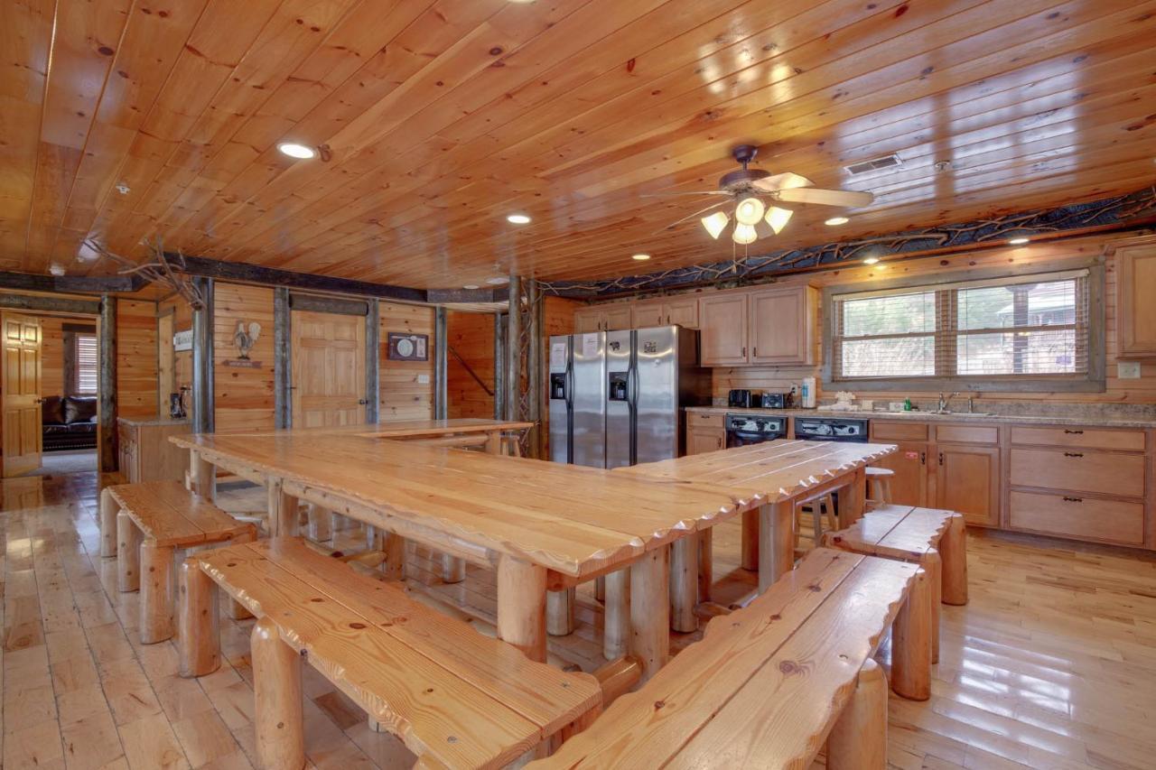 Pine Tree Lodge Gatlinburg Exterior photo