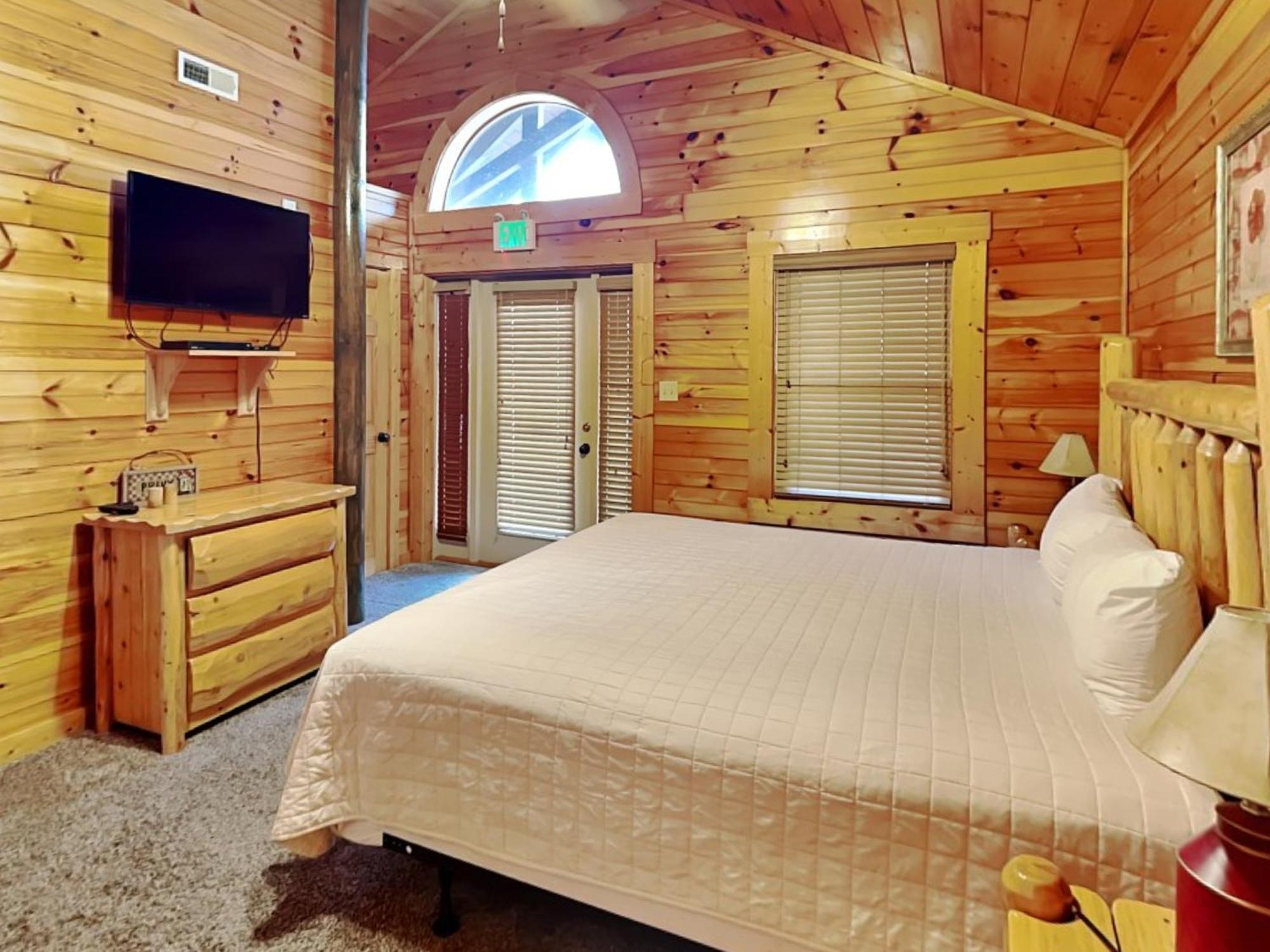 Pine Tree Lodge Gatlinburg Exterior photo