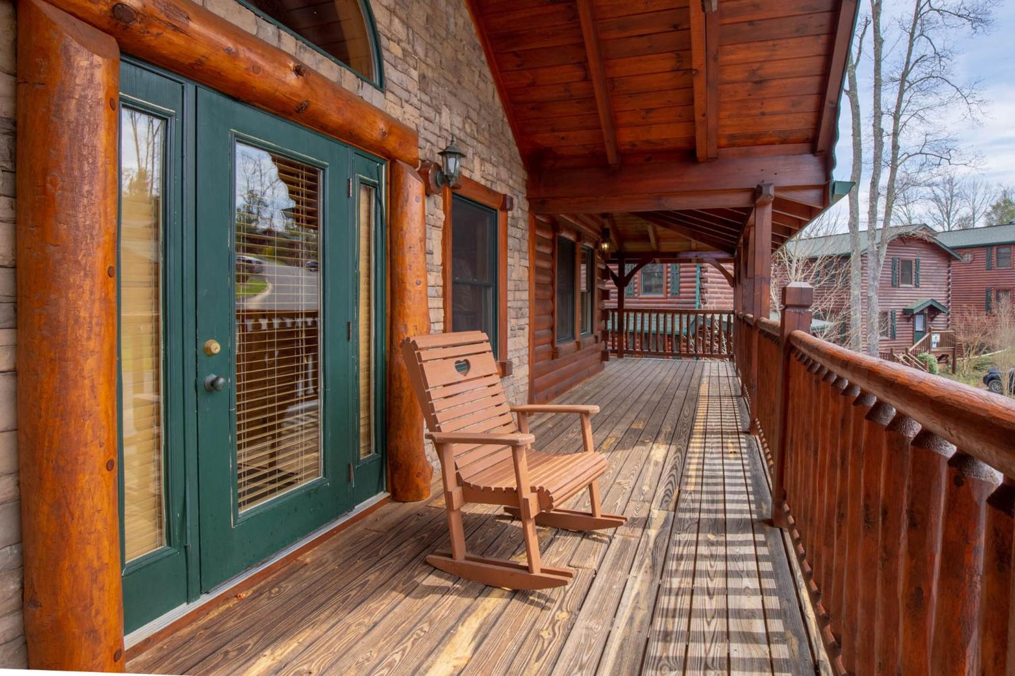 Pine Tree Lodge Gatlinburg Exterior photo
